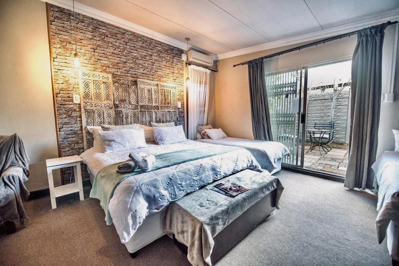 Cottonwood Guesthouse Oasis Bloemfontein Exteriér fotografie