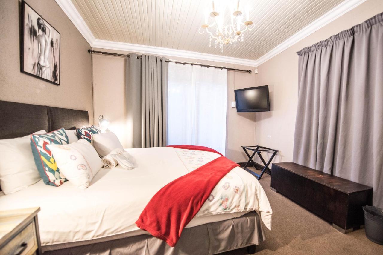 Cottonwood Guesthouse Oasis Bloemfontein Exteriér fotografie