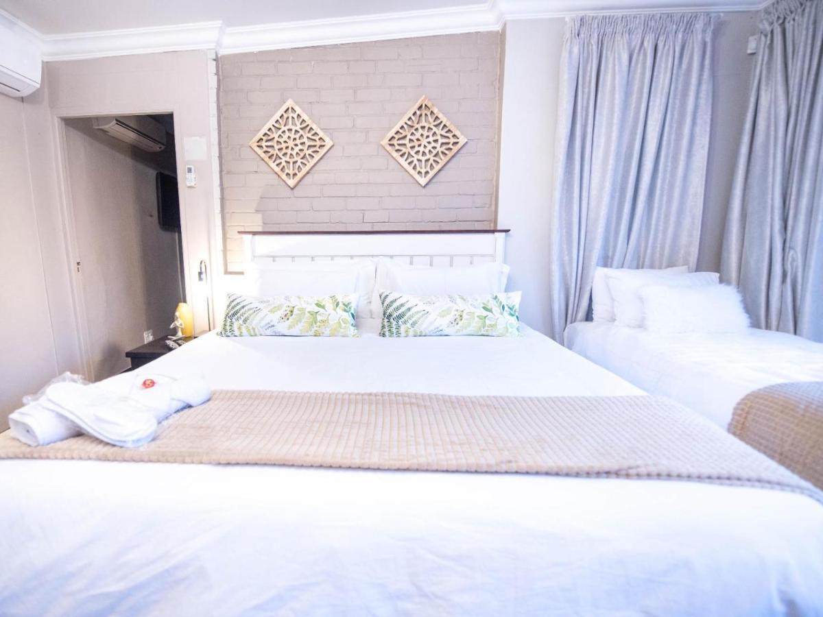 Cottonwood Guesthouse Oasis Bloemfontein Exteriér fotografie