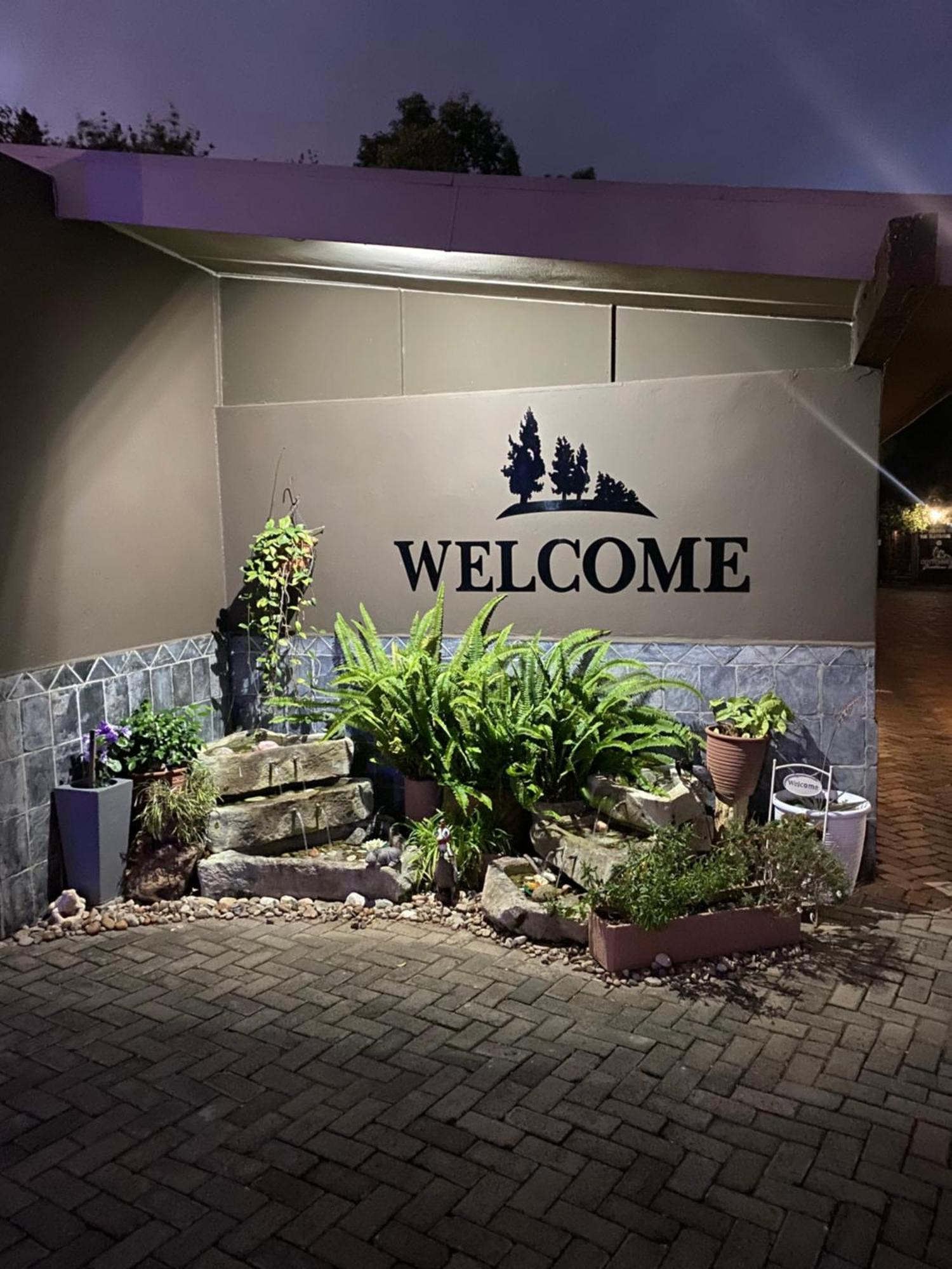 Cottonwood Guesthouse Oasis Bloemfontein Exteriér fotografie